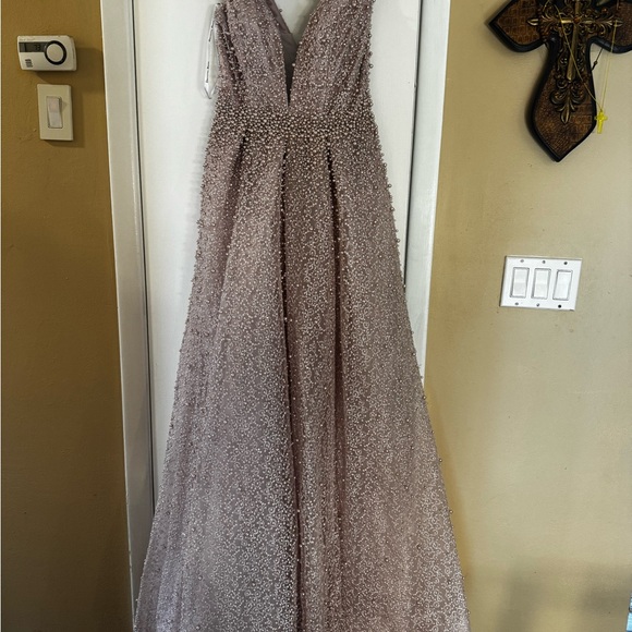 Gold Sleeveless V-Neck Prom Gown - Picture 1 of 5